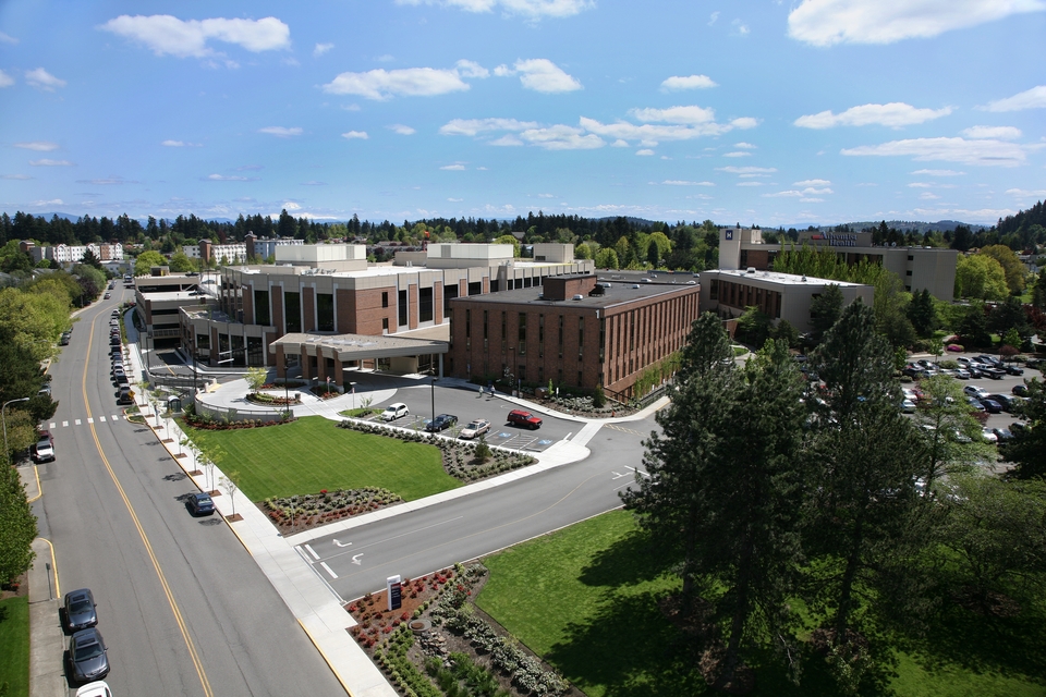 Adventist Medical Center